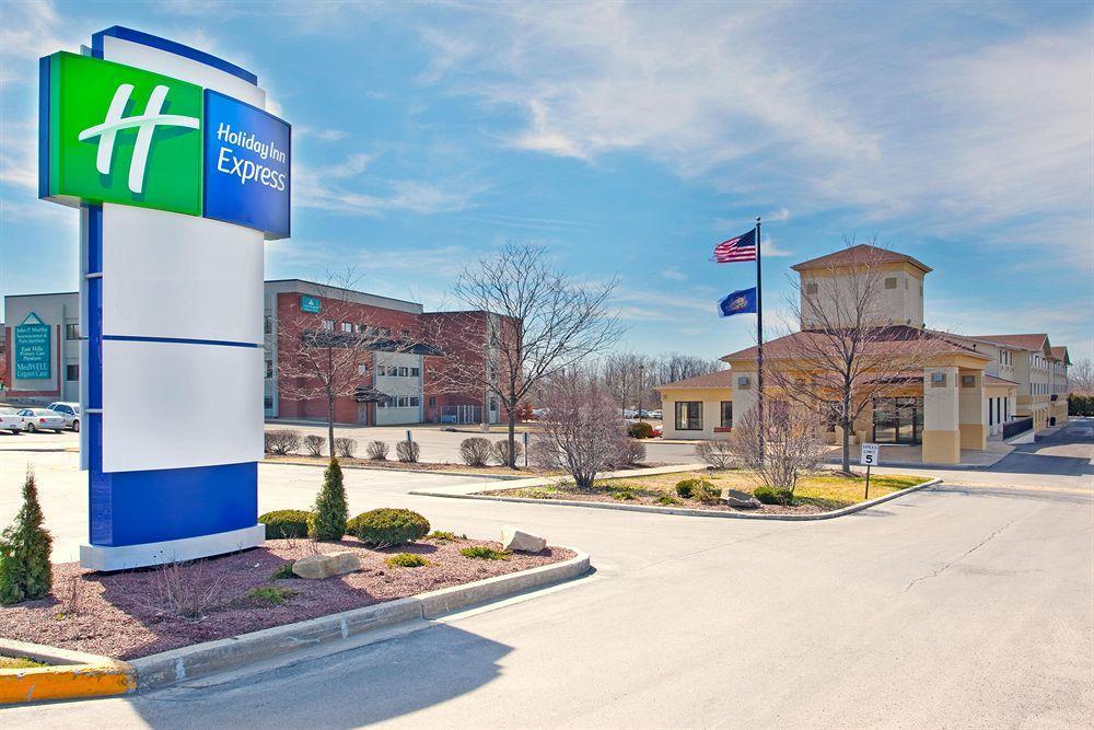 Holiday Inn Express & Suites Johnstown By Ihg Esterno foto