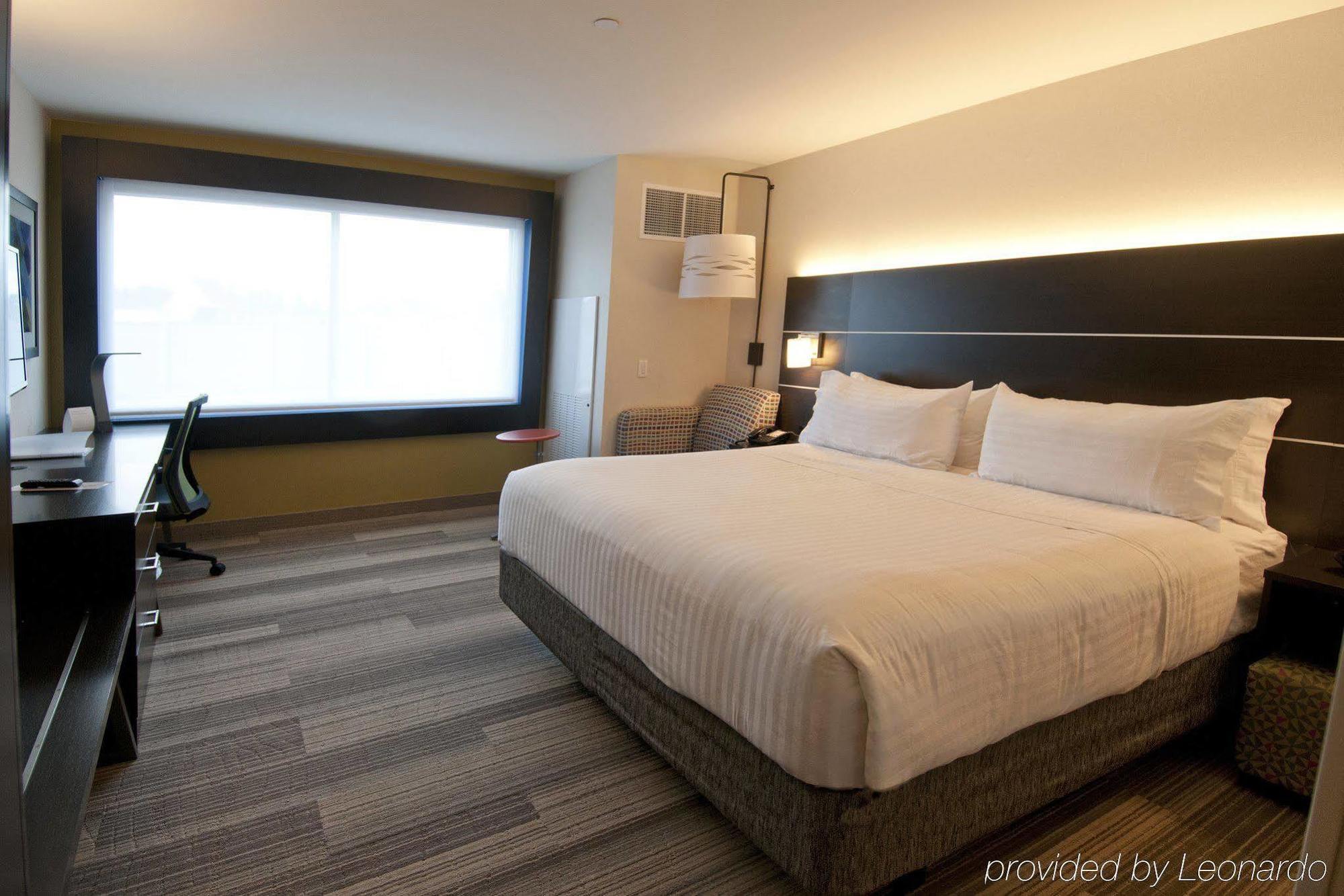 Holiday Inn Express & Suites Johnstown By Ihg Esterno foto