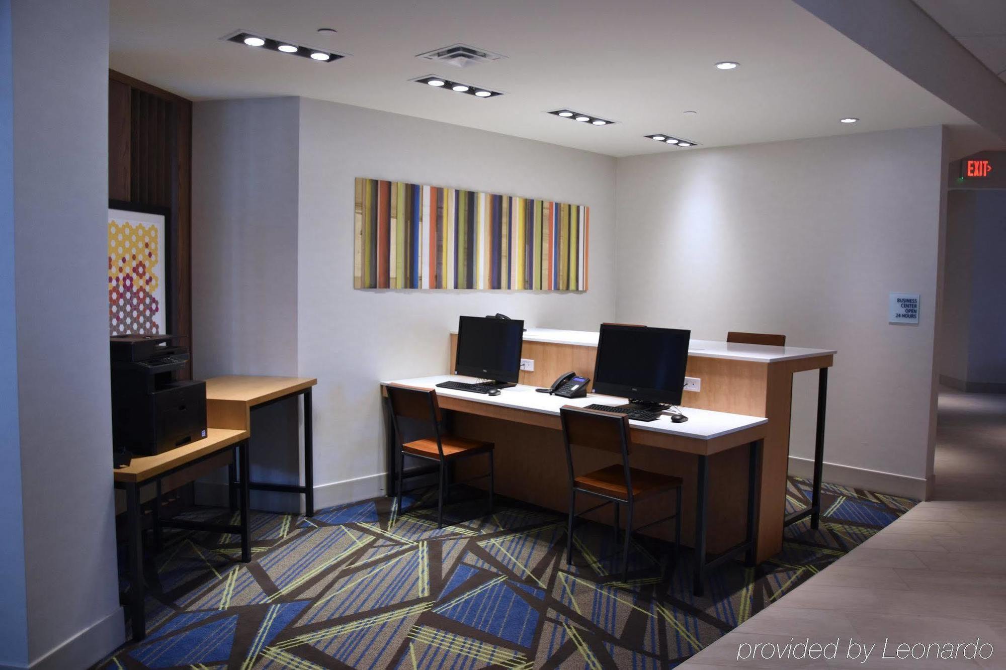 Holiday Inn Express & Suites Johnstown By Ihg Esterno foto