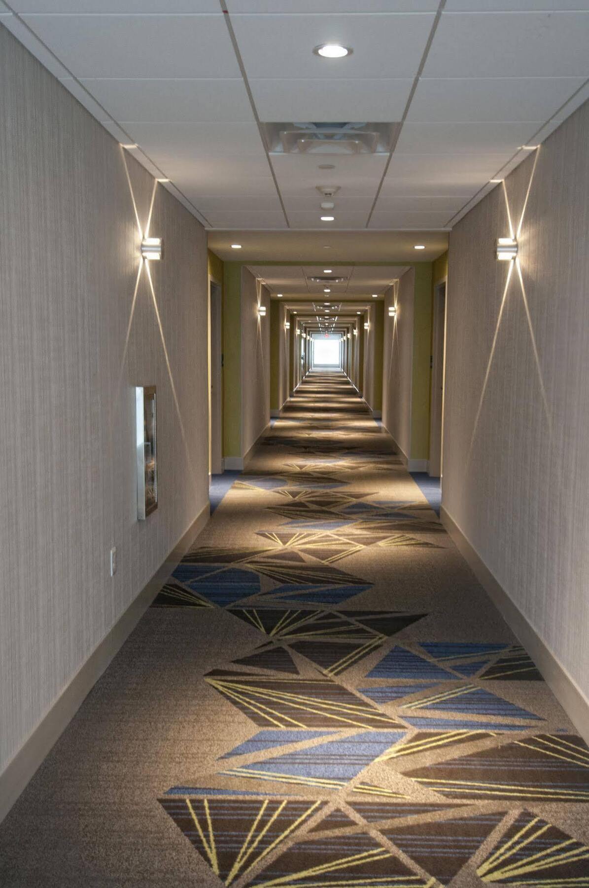 Holiday Inn Express & Suites Johnstown By Ihg Esterno foto